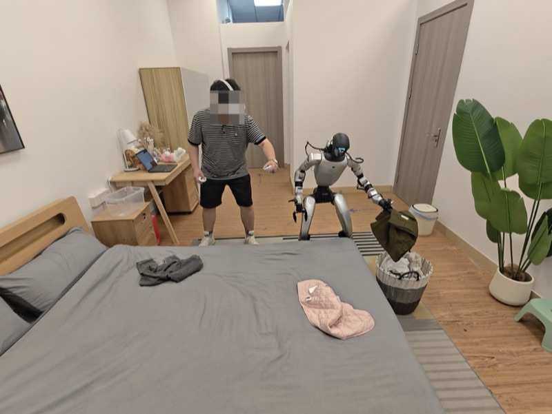 Real robot task collection environment 4
