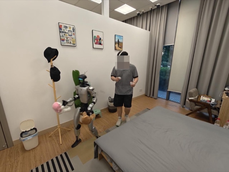 Real robot task collection environment 10