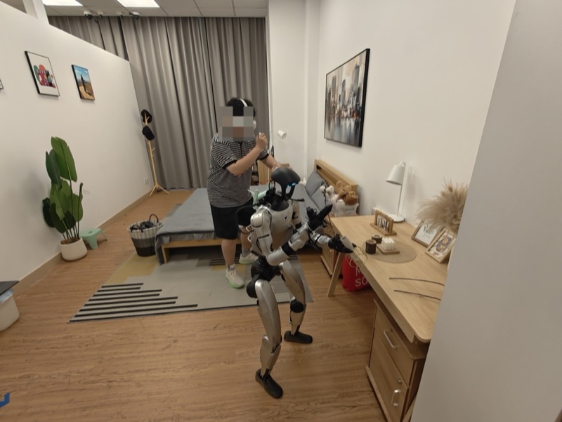 Real robot task collection environment 16