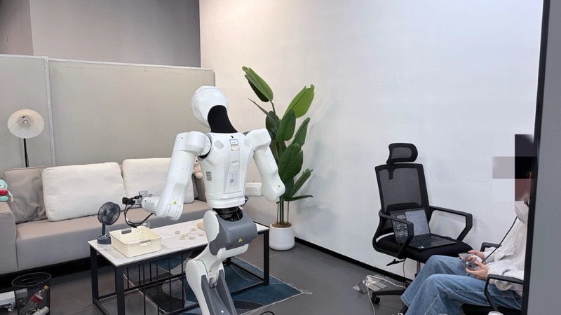 Real robot task collection environment 34